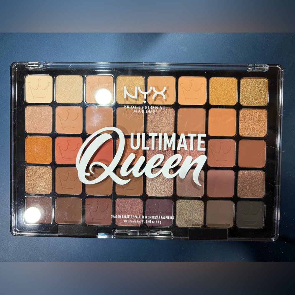 NYX Ultimate Queen Eyeshadow Palette - Brown and Gold Shades